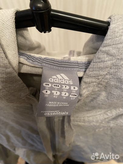 Толстовка на молнии с капюшоном adidas