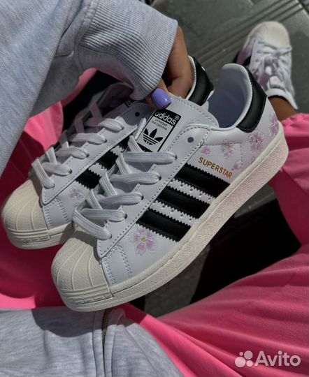 Кроссовки женские adidas superstar hanami