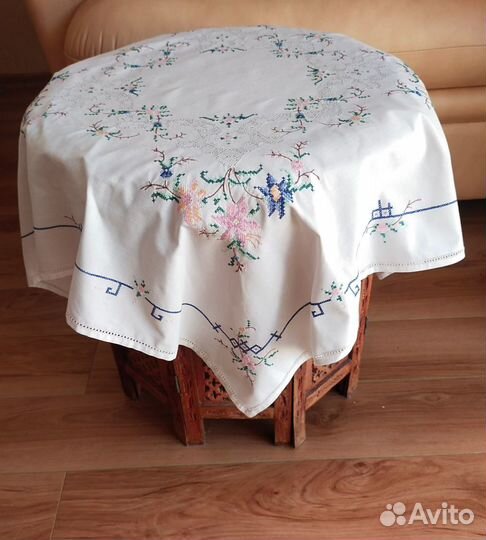 Скатерти ручная вышивка Германия