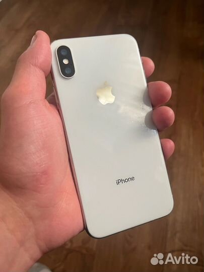 iPhone X, 64 ГБ
