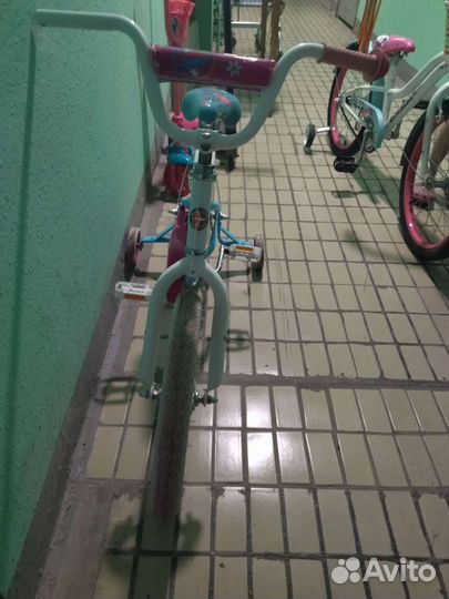 Велосипед для девочки 5-8 лет+самокат в парок