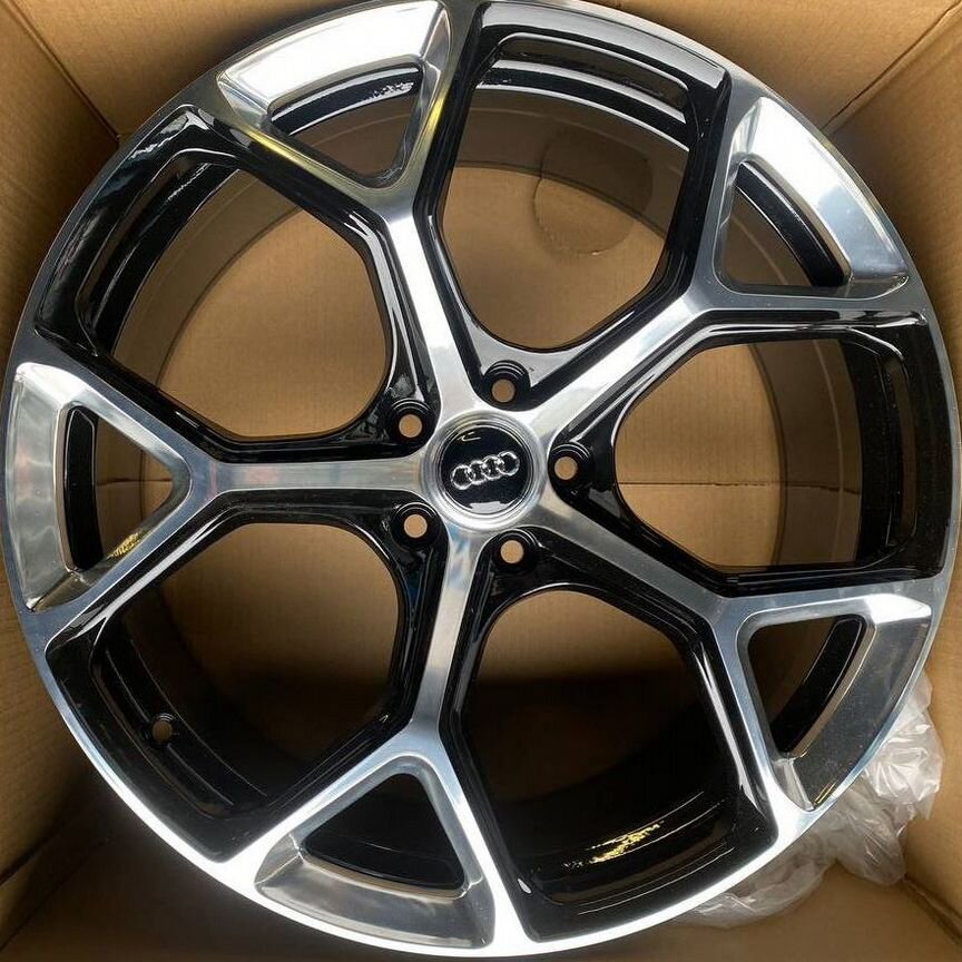 Литые диски Audi 8.5×R19 5×112