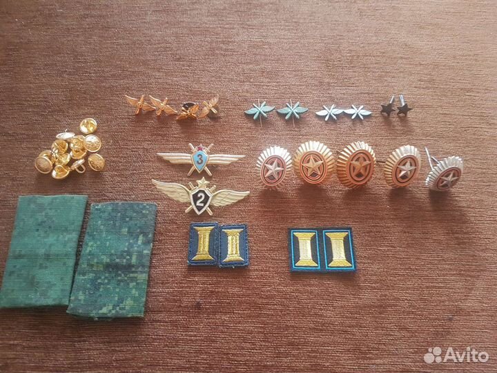 Военная фурнитура(значки,пуговицы,какарды) BKC