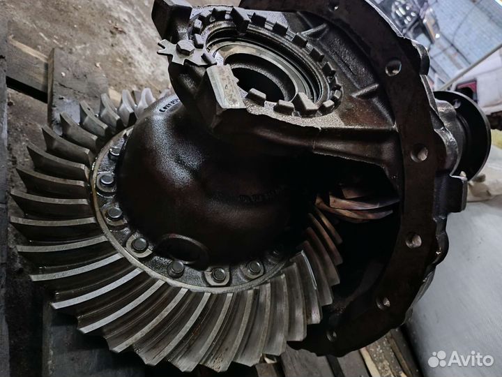 Редуктор Mercedes HL6 38/15