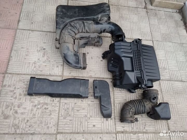 Kia Rio 3 корпус воздушного фильтра