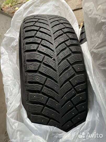 Michelin X-Ice North 4 SUV 235/60 R18