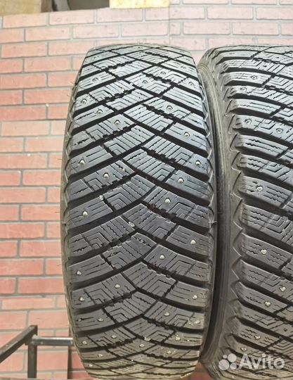 Goodyear Vector 4Seasons 205/50 R17 89V