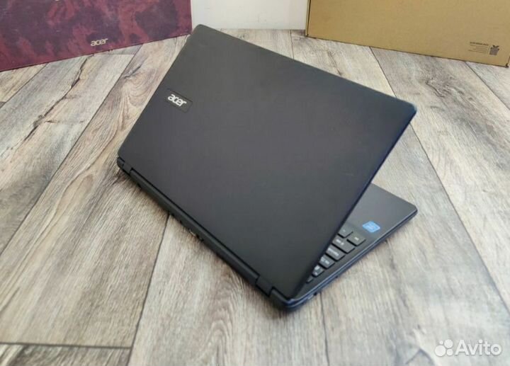 Acer intel x5-8000/4GB/HD Graphics/500GB