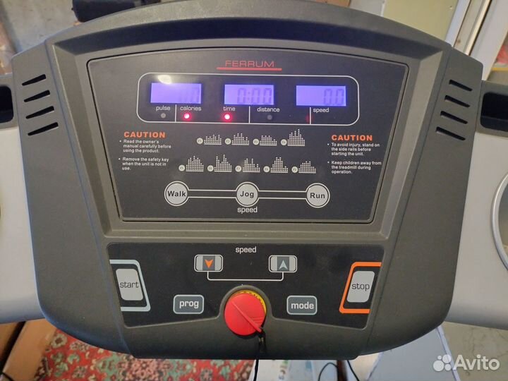 Беговая дорожка ferrum