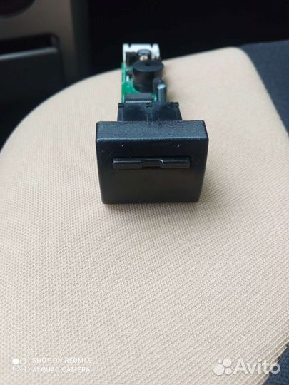 Кнопка Б/К priora