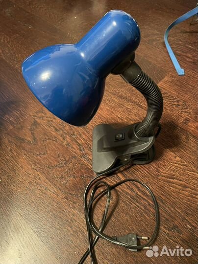 Лампа настольная