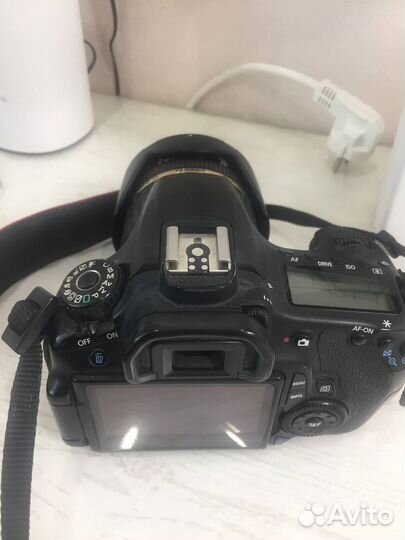 Продам Canon 60 D