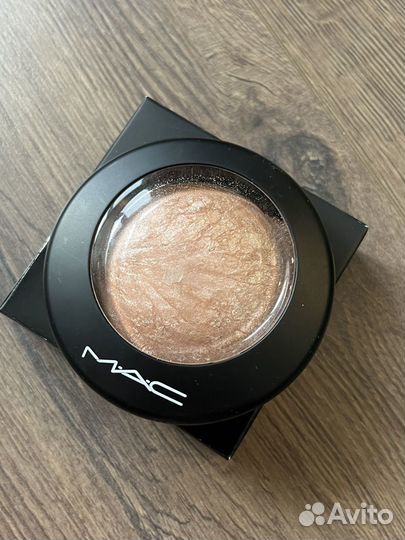 Хайлайтер mac soft and gentle