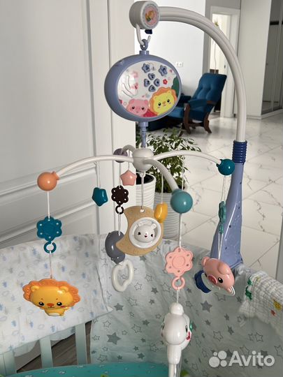 Мобиль на кроватку с проектором