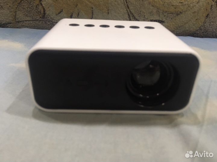 Мини проектор