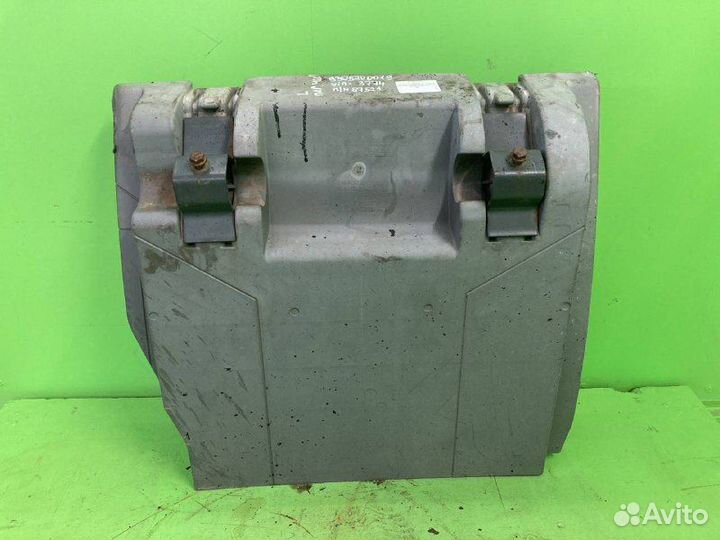 Крыло mercedes-benz actros MP III