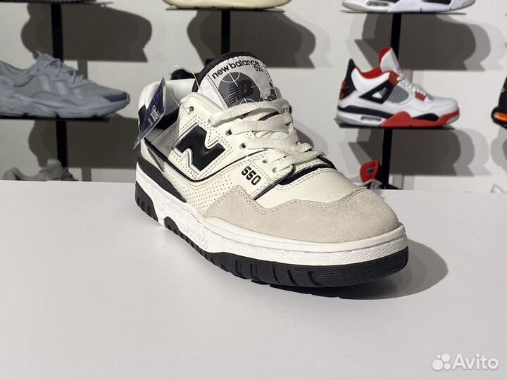 New Balance 550 White/Black Lux VR1