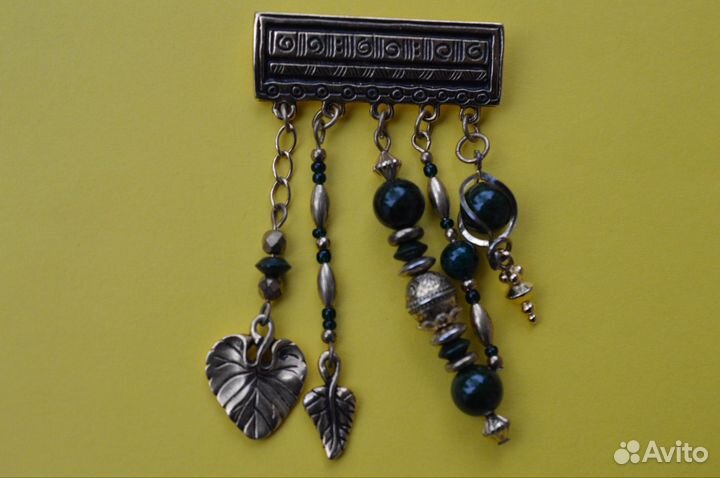 Брошь с чармами подвесками Каскад-2 винтаж