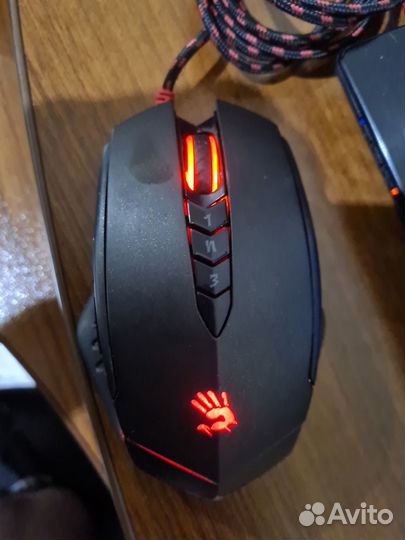 Игровая мышь a4tech Ultimate Gaming Gear V8