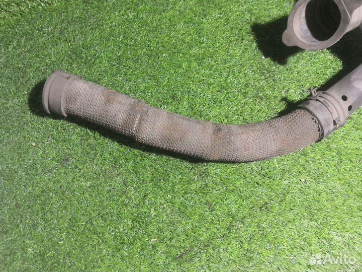 Патрубок забора воздуха Daewoo Nubira 1