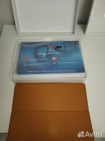 Планшет Huawei M3 Lite 10 32GB 3G/LTE