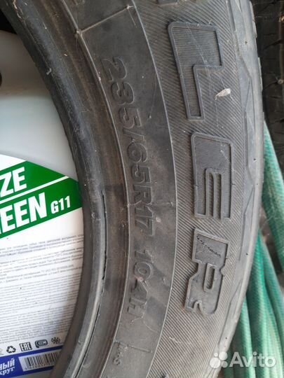 Bridgestone Alenza H/L 33 235/65 R17