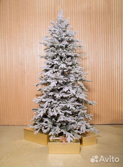 Елка искусственная