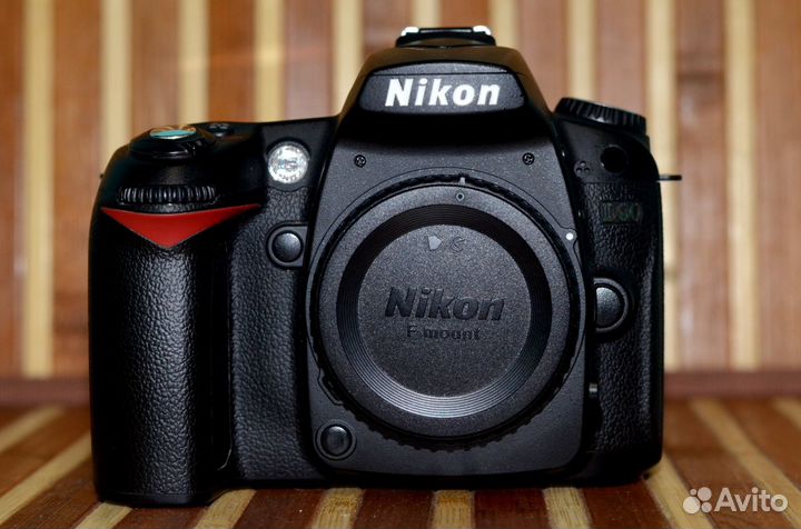 Фотоаппарат nikon D90 с объективом 18-105