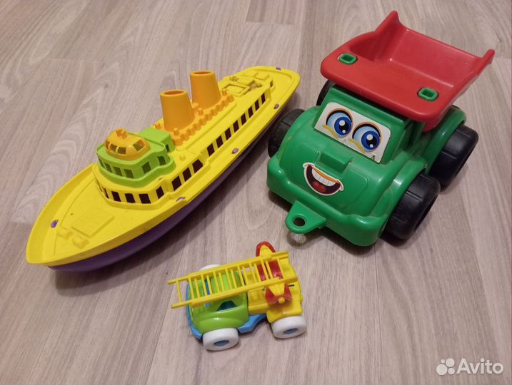 Машинка, катер