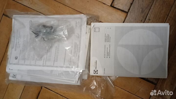 Посудомоечная встраиваемая машина Электролюкс