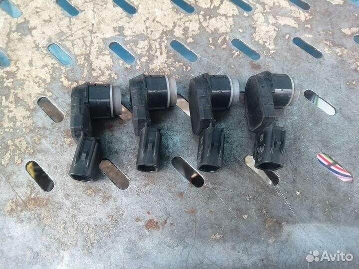 Датчик парковки парктроник Toyota RAV4 XA50