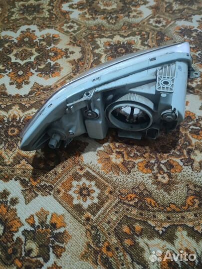 Фара передняя левая на Шевроле Авео 2010 года