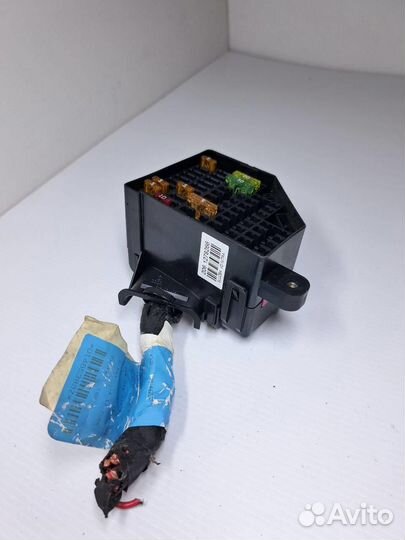 Блок предохранителей VW Passat (B6) 2005-2010