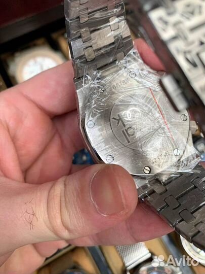 Часы Адамар Пеге