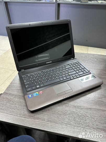Ноутбук samsung
