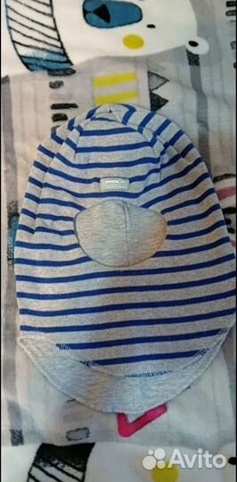 1. Шапка-шлем Lassie р50. 2. шапкаh&M