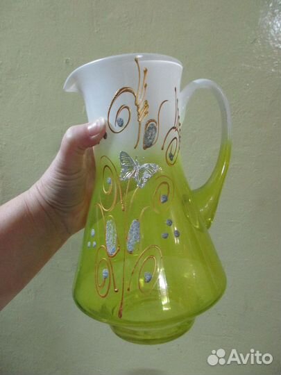 Набор 6 стаканов и кувшин. Чайные чашки