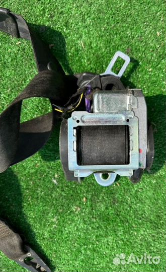 Ремень безопасности передний правый Audi A4 2004