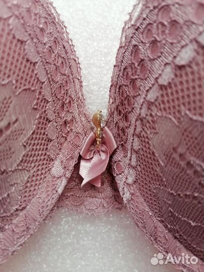 Бюстгалтер новый 85С