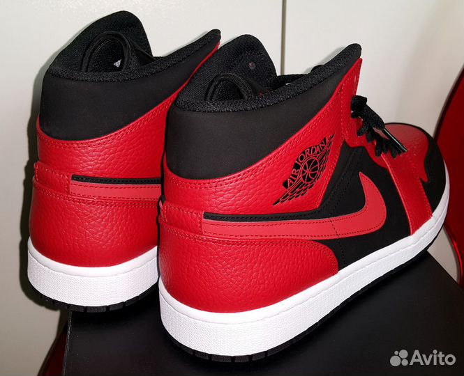 Кроссовки Jordan 1 Mid Reverse Bred