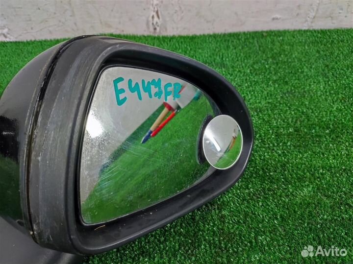 Зеркало правое Opel Corsa D 2011