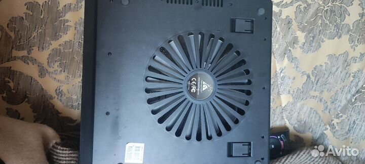 Подставка с охлаждением для ноутбука