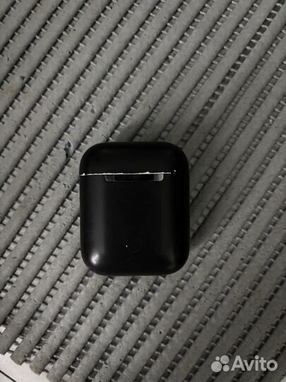 Беспроводные наушники apple airpods