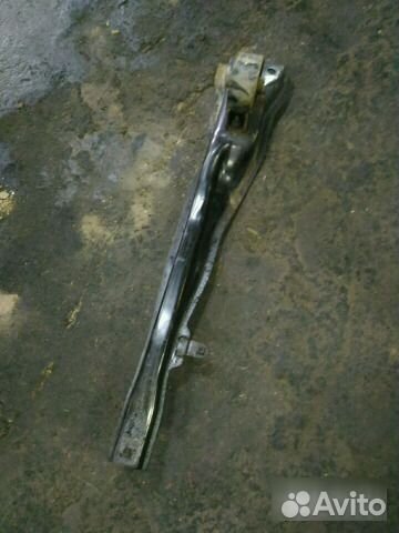 Рычаг поперечный задний Mitsubishi Lancer X