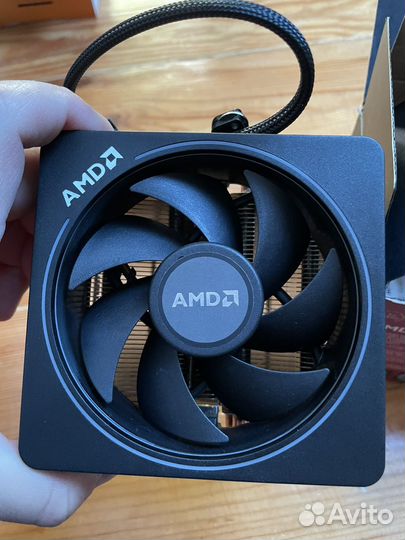 Кулер amd wraith max