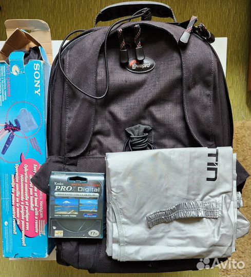 Штатив Sony, полярик Kenko, рюкзак LP, чехол Matin