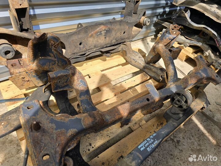 Подрамник задний балка Ford Mondeo 2 форд мондео