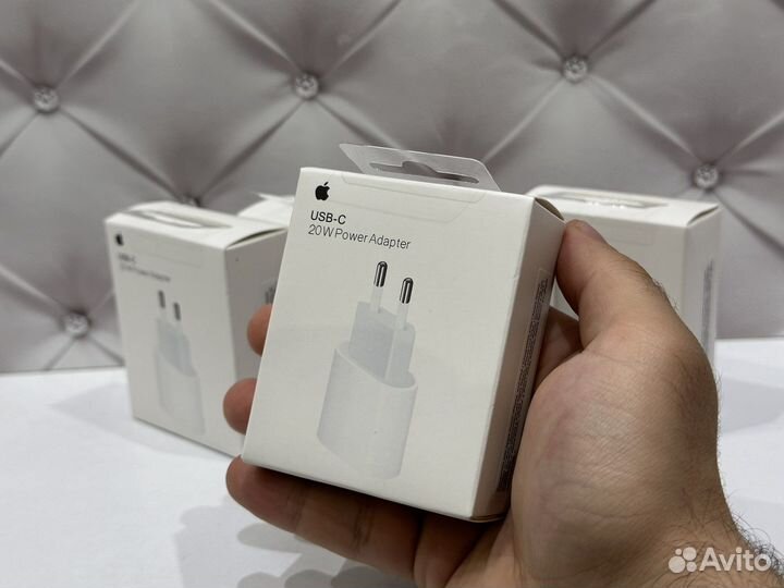 Блок Apple 20W Оригинал