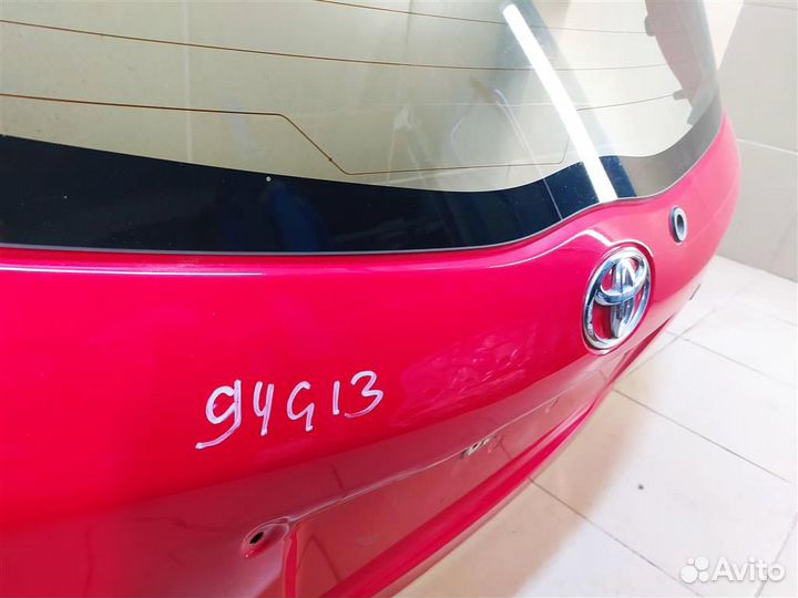 Крышка багажника Toyota Yaris P13 2015