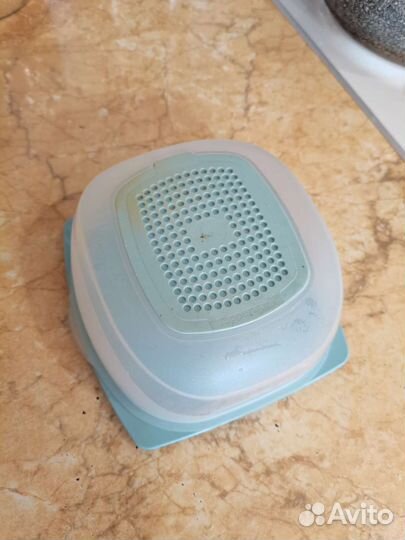 Посуда Tupperware сырница, шейкер 500 мл